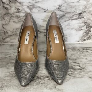 Nina Silver Heels Elegant Pointed-Toe Pumps
